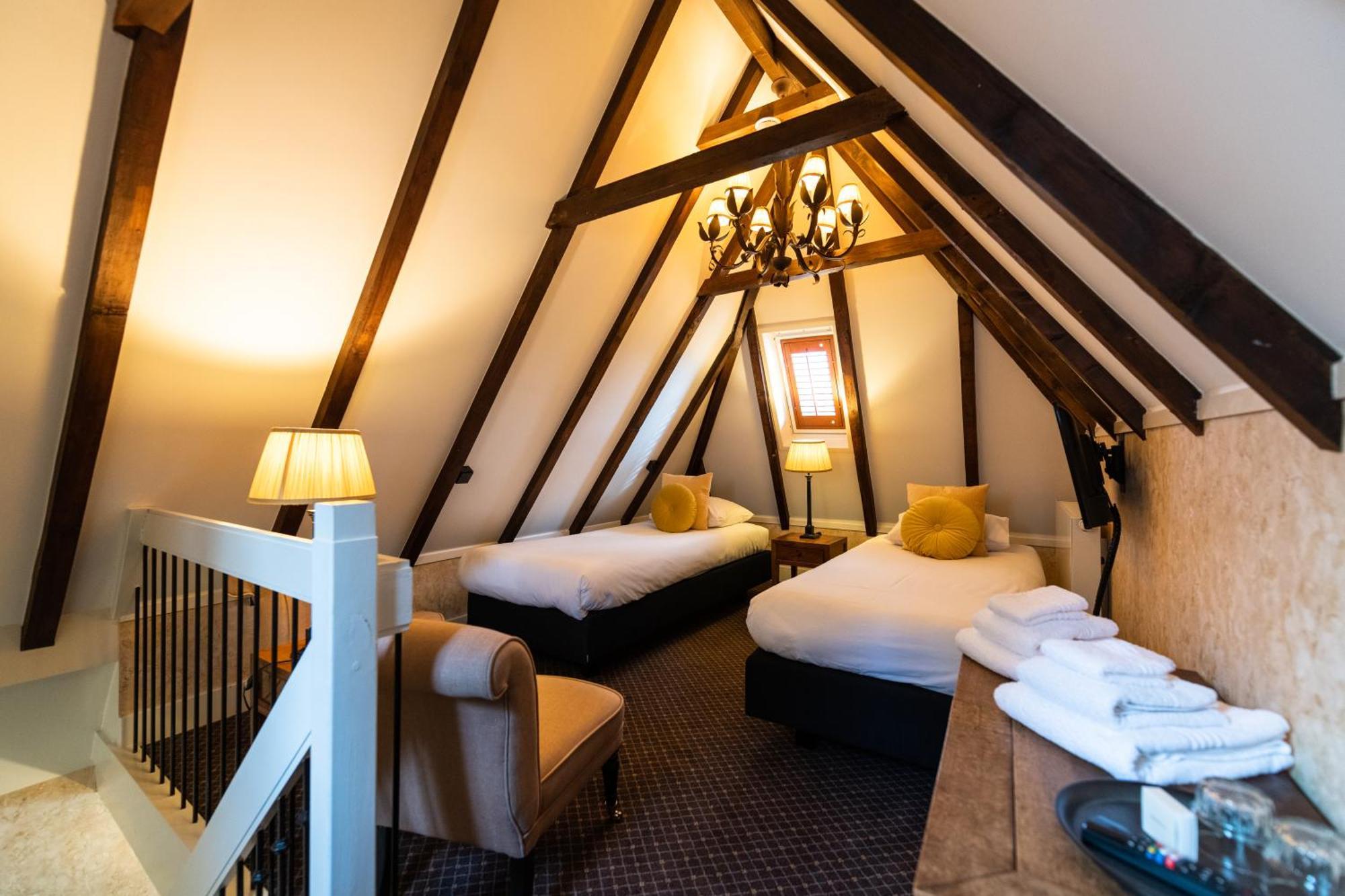 Grand Boutique Hotel-Restaurant Huis Vermeer Deventer Bilik gambar