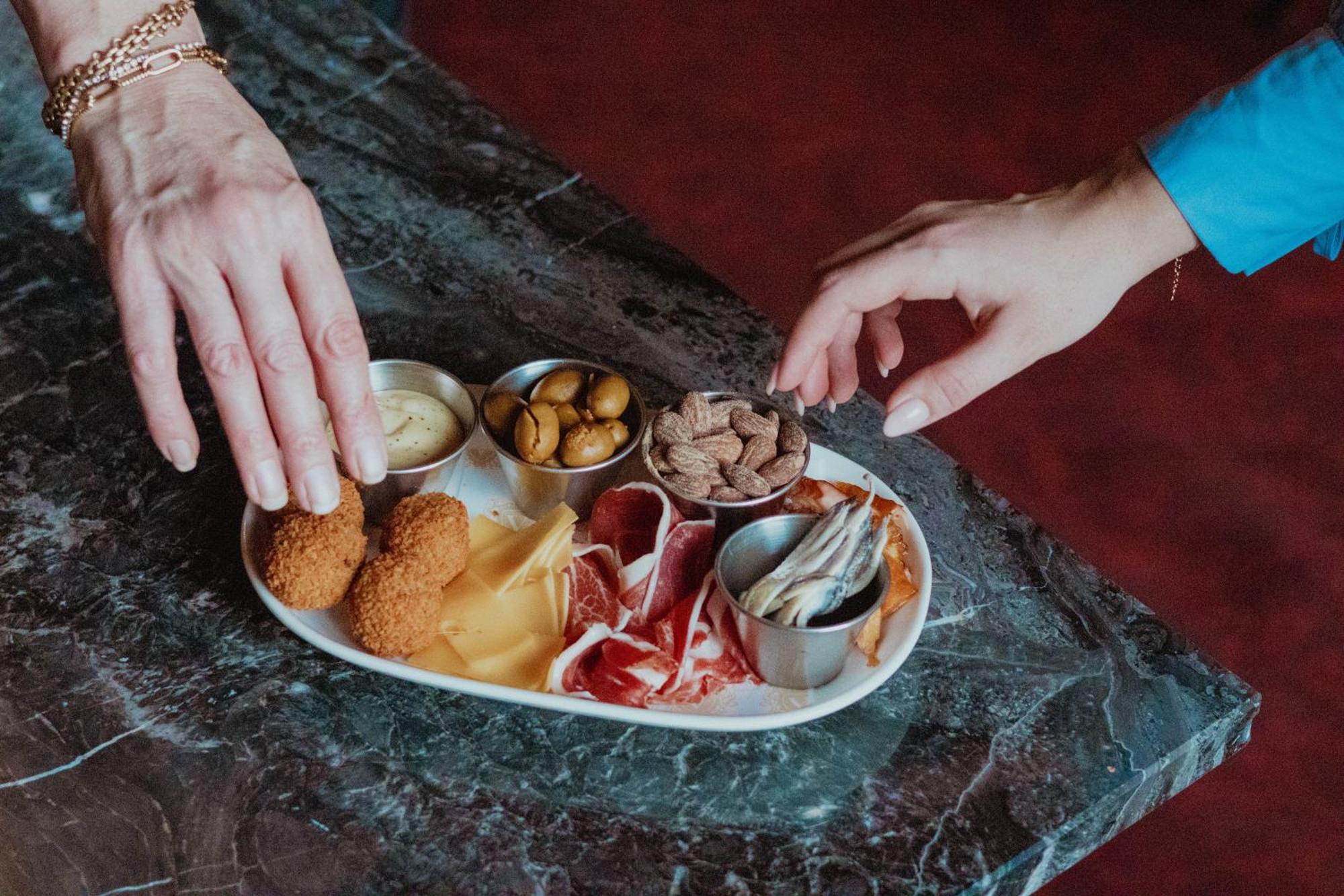 Grand Boutique Hotel-Restaurant Huis Vermeer Deventer Luaran gambar